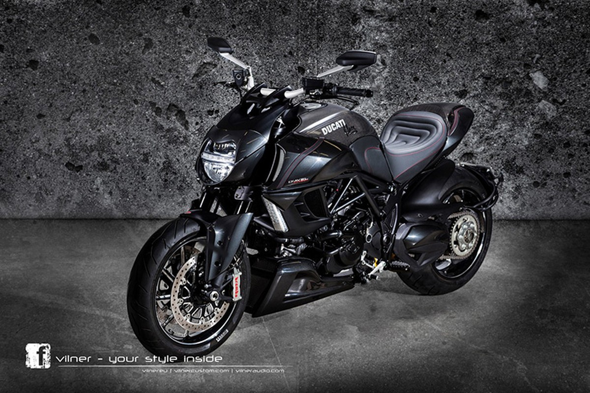 Ducati Diavel Carbon - Khi 